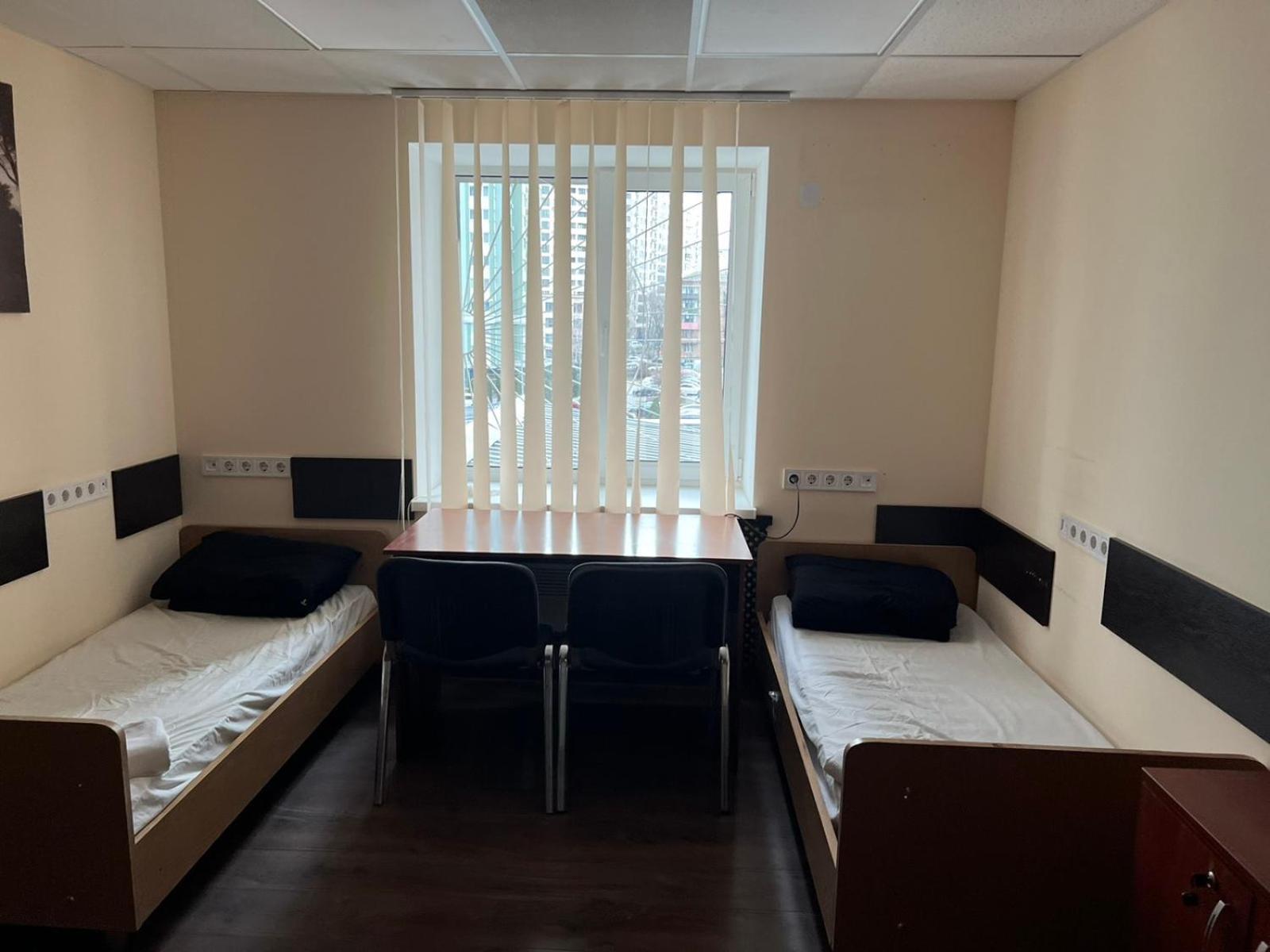 Hostel Krone Gok Zatishok كييف المظهر الخارجي الصورة