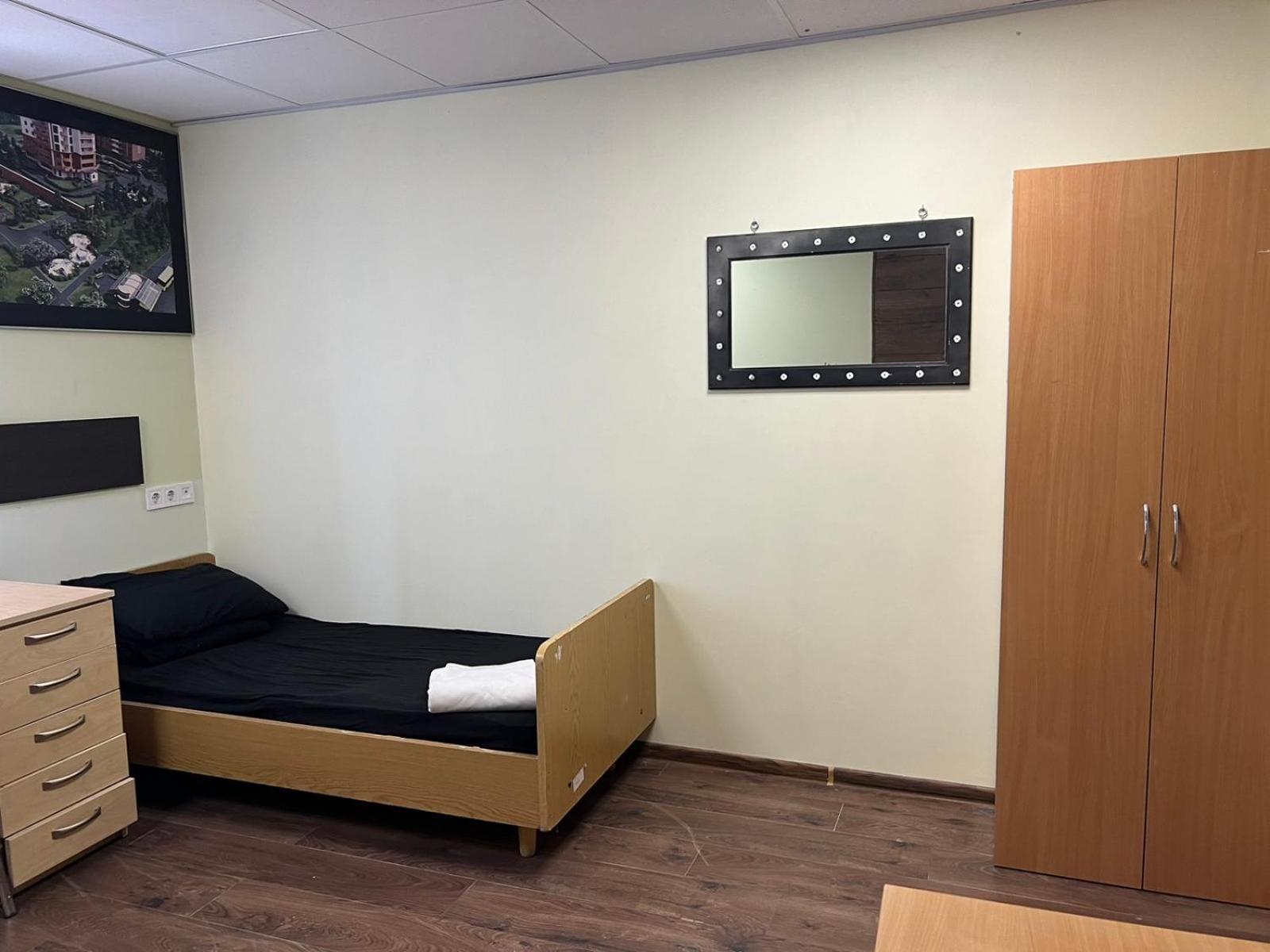 Hostel Krone Gok Zatishok كييف المظهر الخارجي الصورة