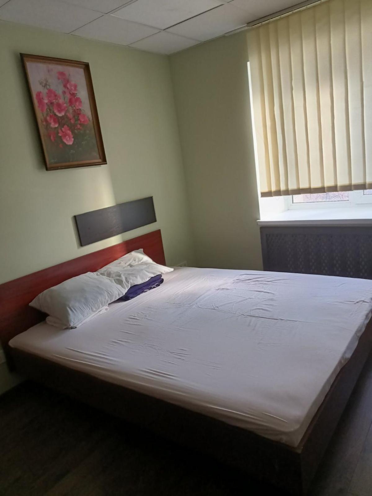 Hostel Krone Gok Zatishok كييف المظهر الخارجي الصورة
