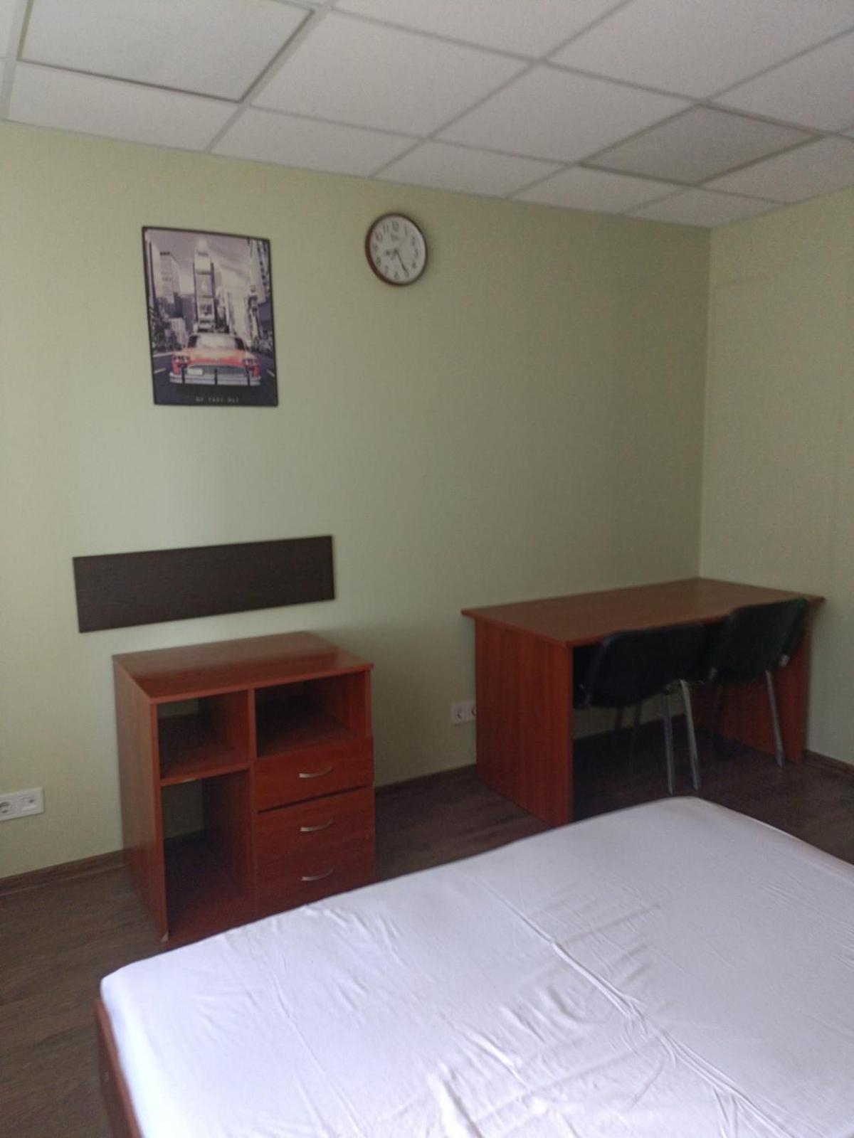 Hostel Krone Gok Zatishok كييف المظهر الخارجي الصورة