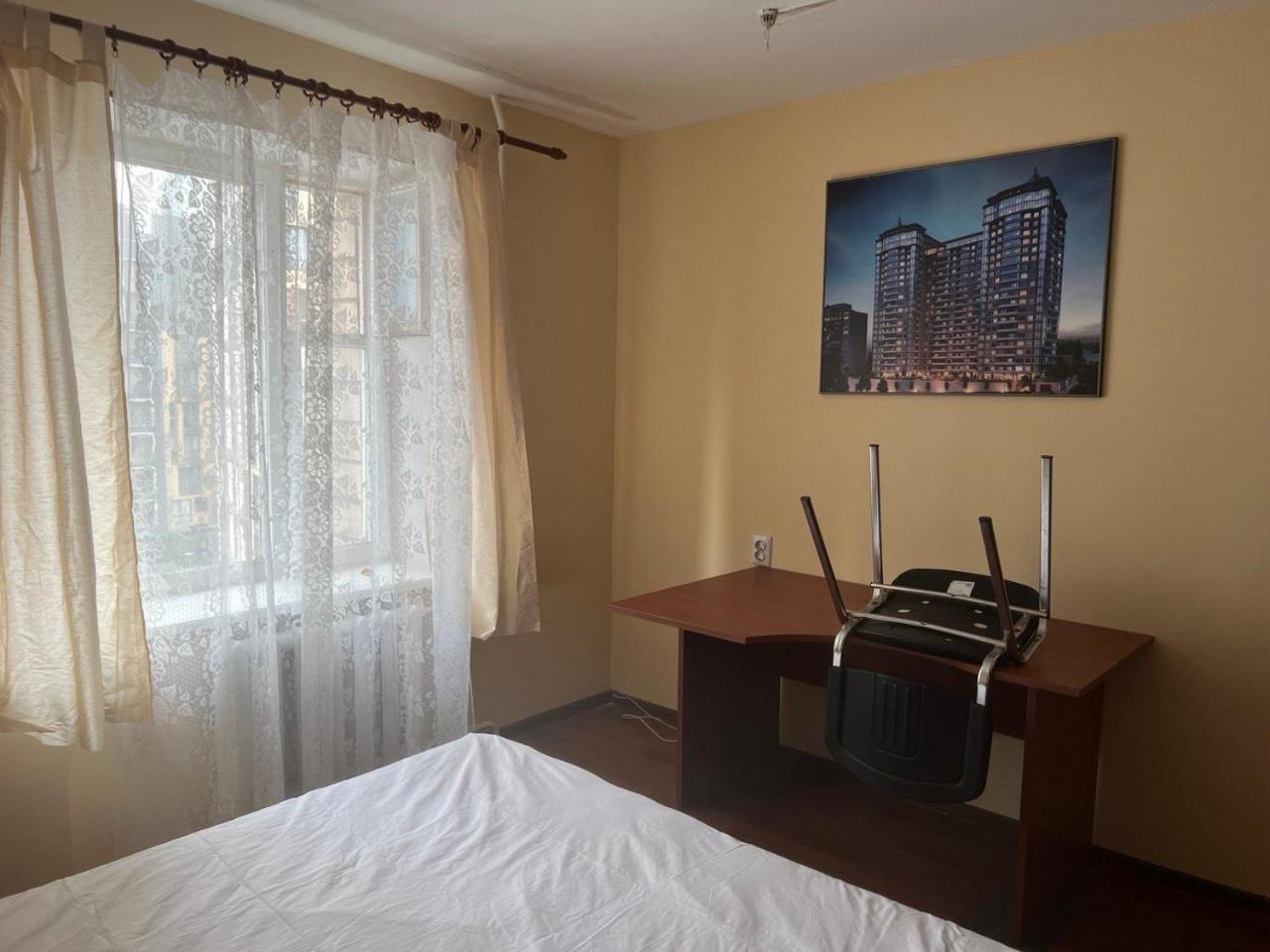 Hostel Krone Gok Zatishok كييف المظهر الخارجي الصورة